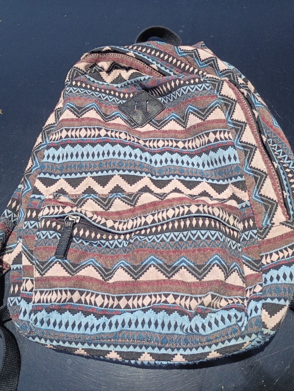 21 Men Colored Pattern Backpack - Picture 2 of 12